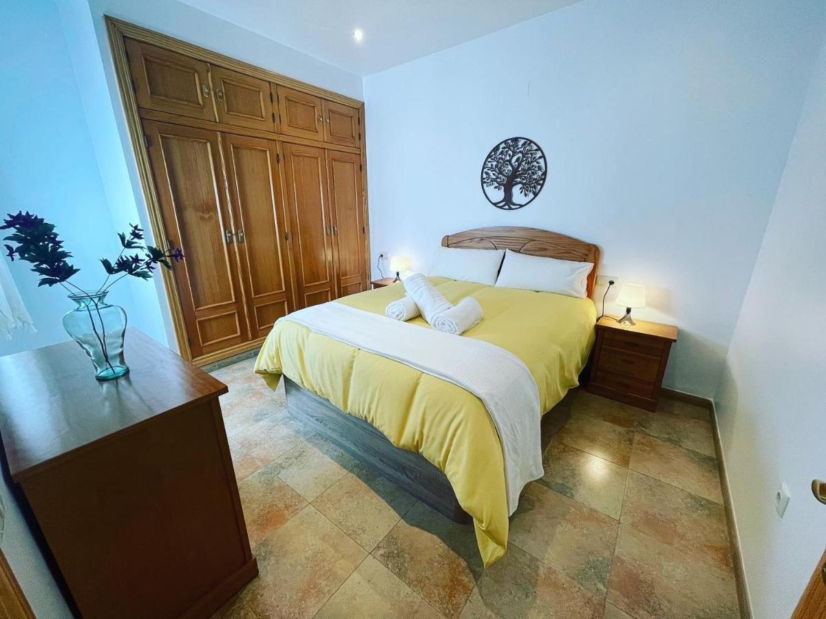 Apartamentos Colon Pondos Лінарес Екстер'єр фото