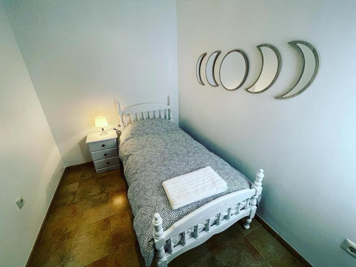 Apartamentos Colon Pondos Лінарес Екстер'єр фото