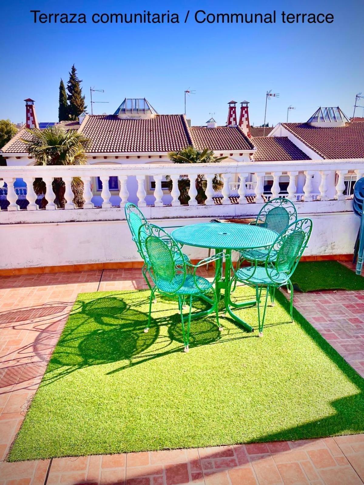 Apartamentos Colon Pondos Лінарес Екстер'єр фото